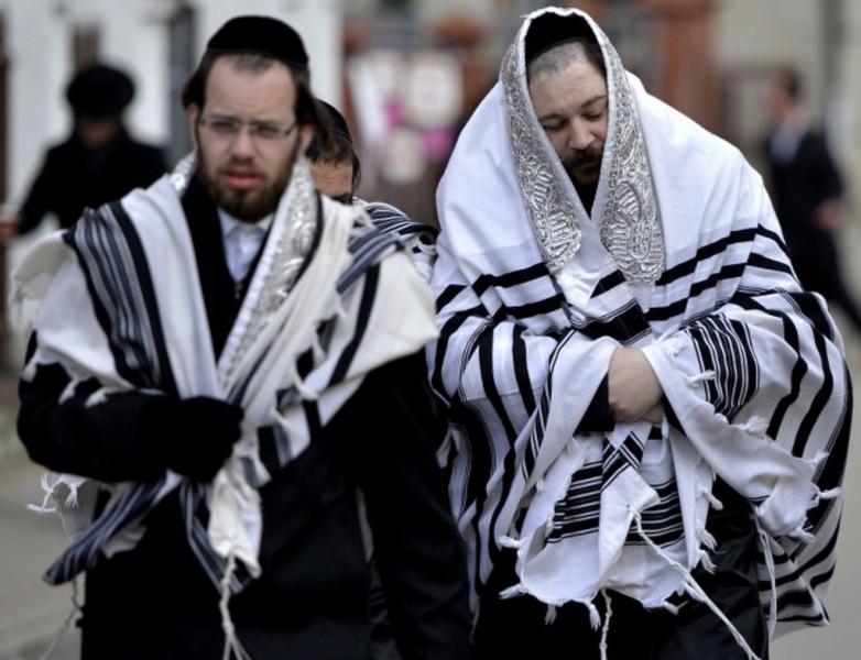 Национальный костюм евреев