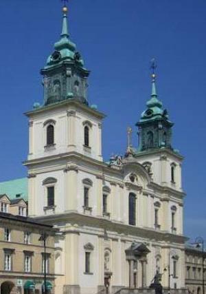 Bazylika Świętego Krzyża na Krakowskim Przedmieściu w Warszawie. To tu po raz pierwszy zostało uroczyście odprawione nabożeństwo Gorzkich Żali, w pierwszą niedzielę Wielkiego Postu – 13 marca 1707 r. . Bardzo szybko zyskało popularność w całym kraju i otrzymało akceptację Stolicy Apostolskiej. Nadto rozpowszechnili je Księża Misjonarze Św. Wincentego a Paulo, których klerycy pokochali to nabożeństwo i po święceniach wprowadzali je na swoich parafiach. I tak oto Gorzkie Żale zaczęło być znane i śpiewane w większości parafii w Polsce. Migrujący za chlebem Polacy zabrali ze sobą to, co mieli najcenniejszego, swoją wiarę, a z nią modlitwy i nabożeństwa. I w ten sposób do dzisiaj Gorzkie Żale są śpiewane po całym świecie.