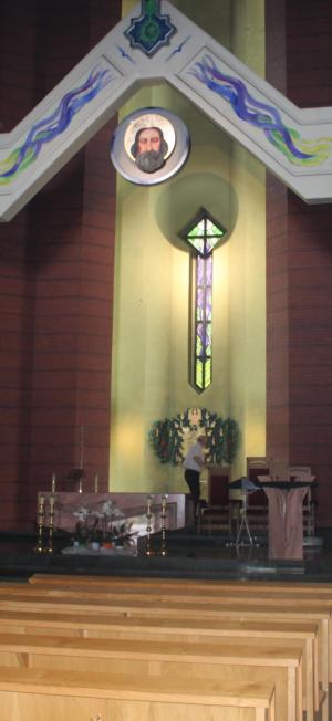 Męczeństwo św. Jana Chrzciciela pozostaje ponadczasowym świadectwem miłości Boga i człowieka, wierności Bogu i prawu Bożemu, aż po krzyż. Zdjęcie zrobione 1 sierpnia 2021 r. w kościele pw. Ścięcia św. Jana Chrzciciela w Mysłowicach na Śląsku, gdy miałem tę łaskę pierwszy raz w życiu modlić się w tej pięknej świątyni, wzniesionej ogromnym trudem wielopokoleniowych rodzin górniczych KWK Mysłowice-Wesoła i przez innych wiernych z tej parafii.